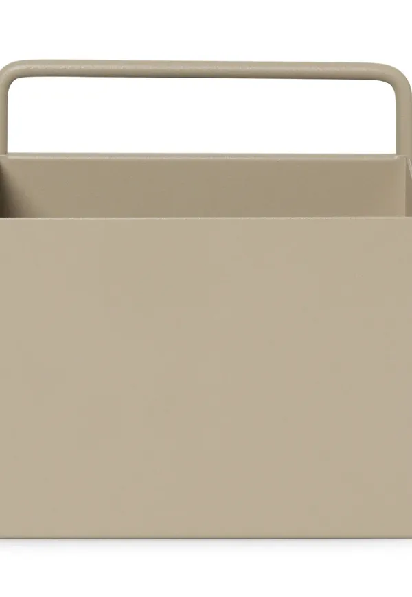 Otroligt snygg hylla 2025 från FERM LIVING.