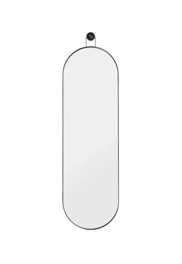 Stilren spegel i svart från FERM LIVING.