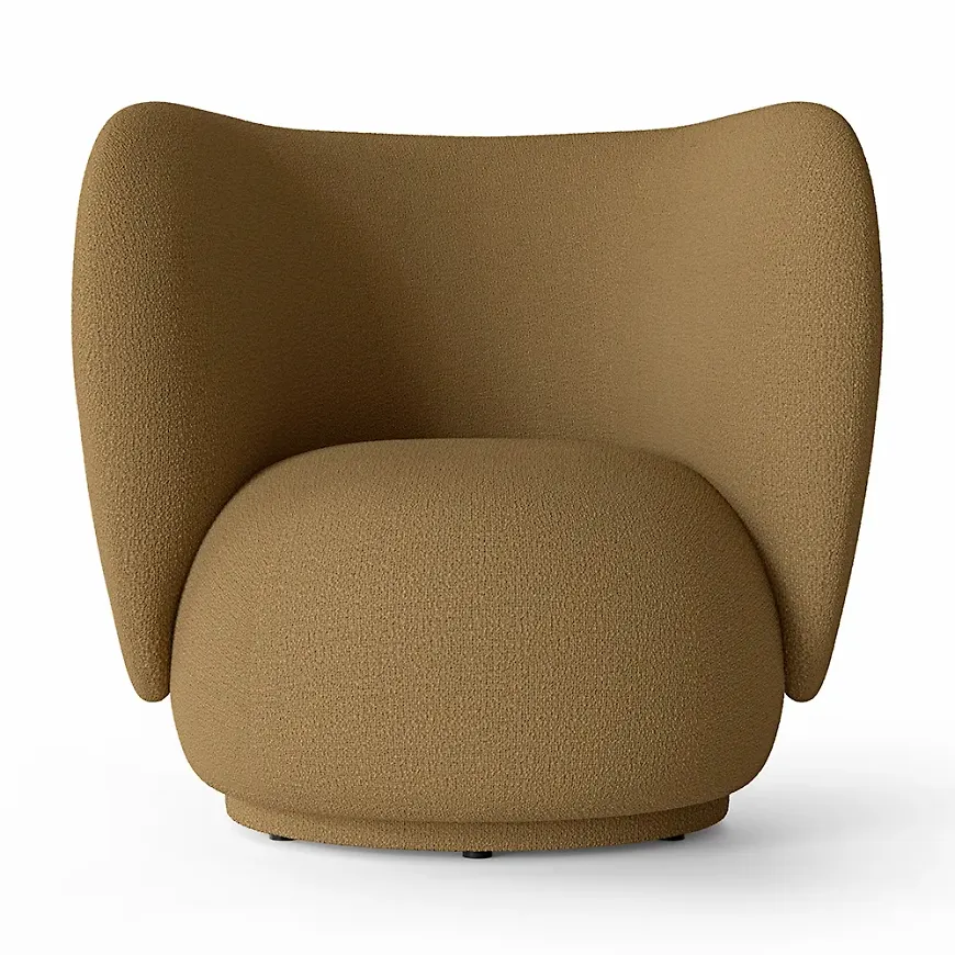 Snygg Fåtölj som passar bra vid många olika tillfällen.