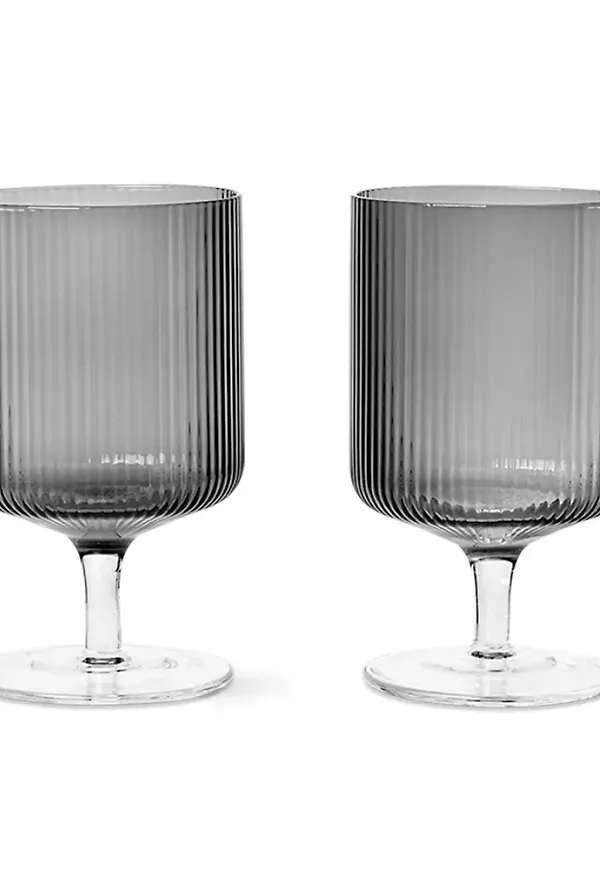 Klassisk vinglas 2026 från FERM LIVING.