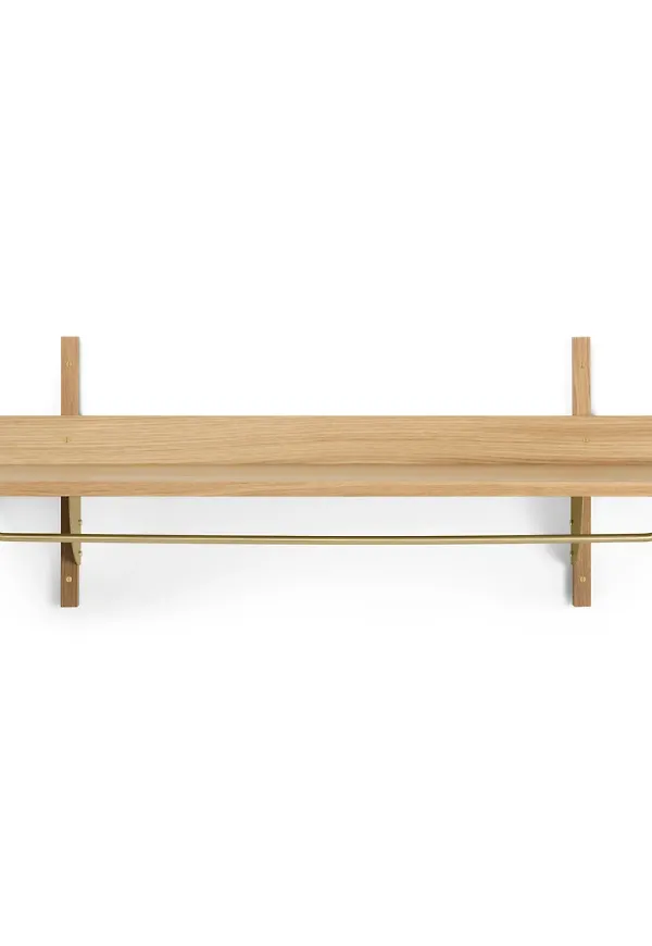 Brun FERM LIVING-hylla i fantastiskt snygg modell.