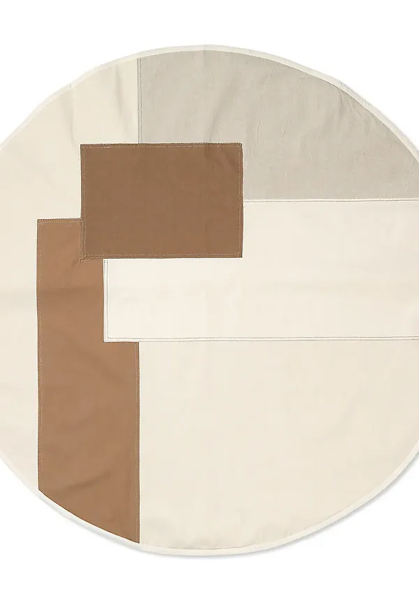 Fantastiskt fin julgransmatta 2025 från FERM LIVING.