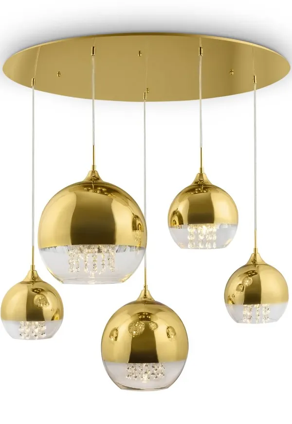 Jättefin Lampa som passar bra vid många olika tillfällen.