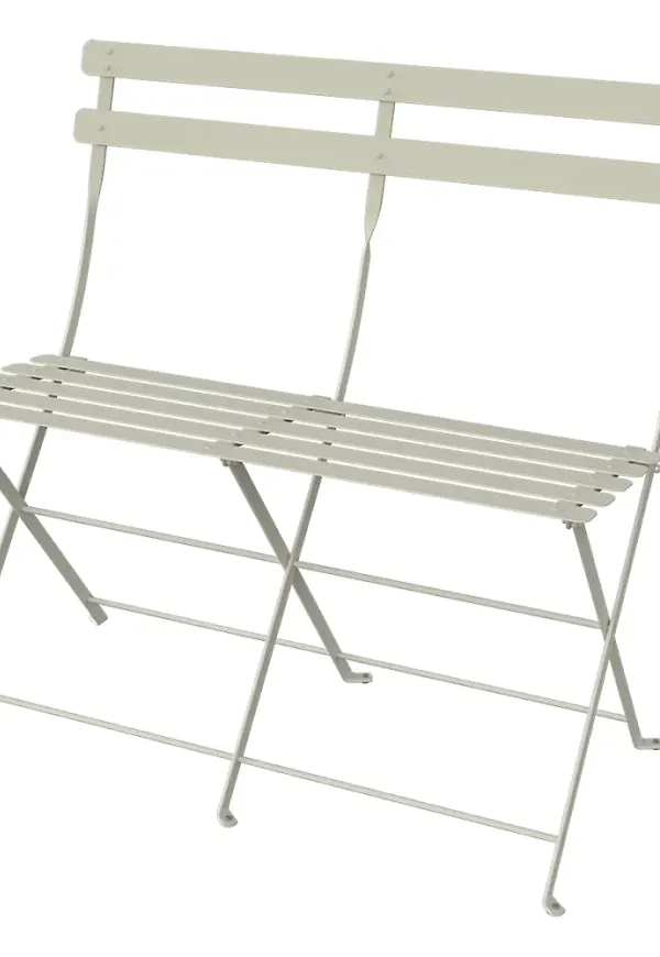 Mysig Soffa som passar bra vid många olika tillfällen.