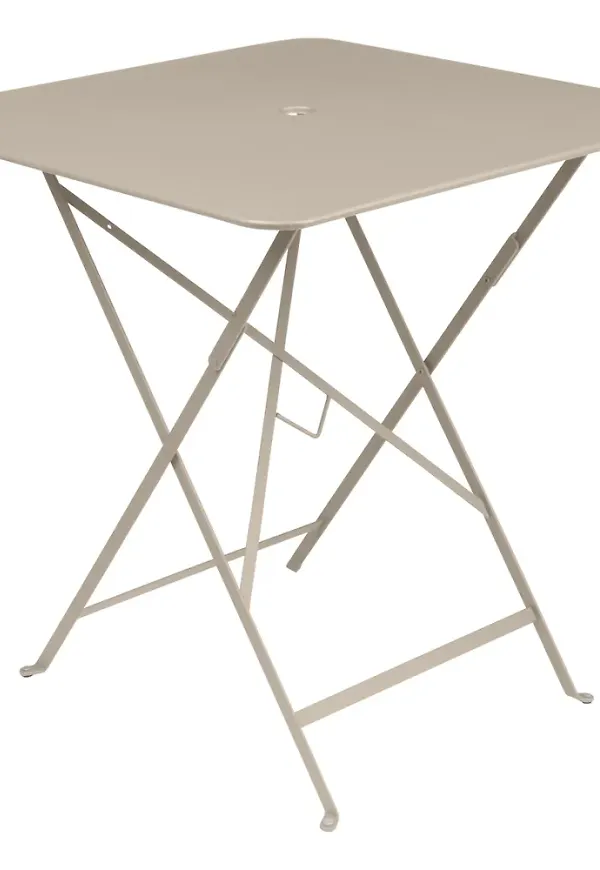 Superfin bord 2026 från Fermob.