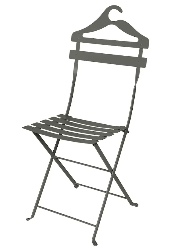 Fantastiskt snygg Stol som passar bra vid många olika tillfällen.