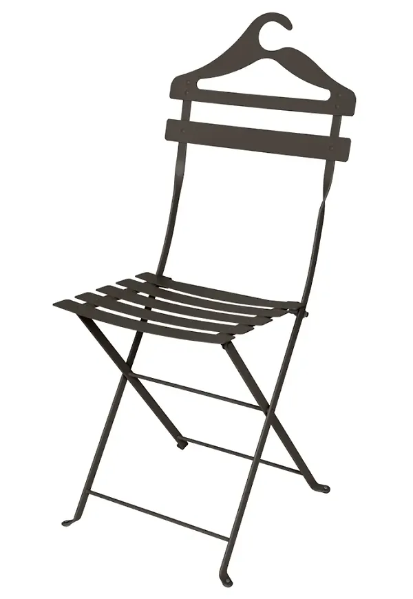 Härlig Stol som passar bra vid många olika tillfällen.