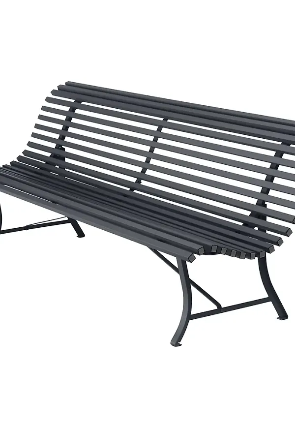 Klassisk Soffa som passar bra vid många olika tillfällen.