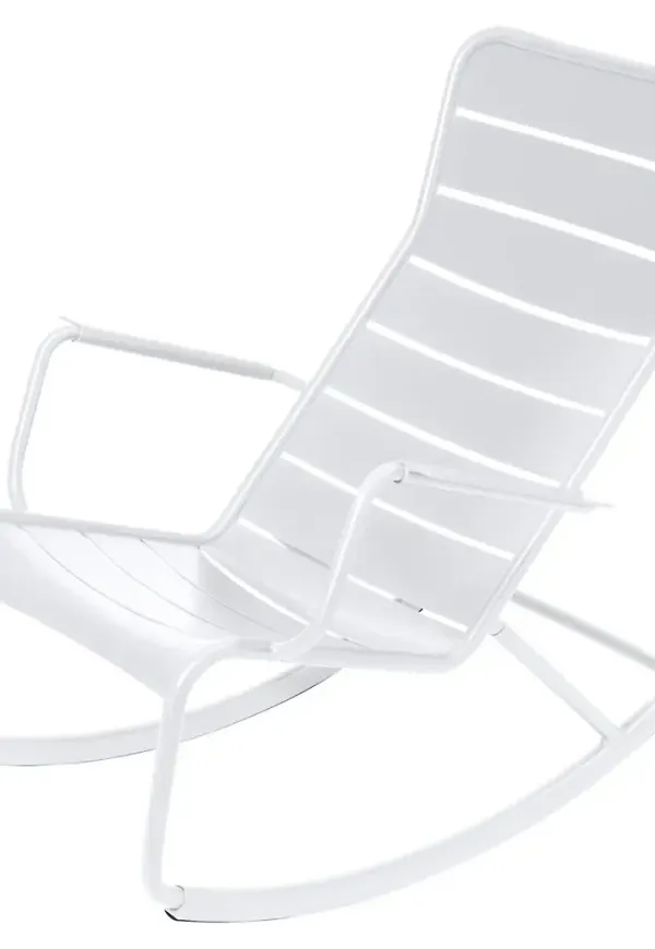 Moderiktig stol i aluminium från Fermob.