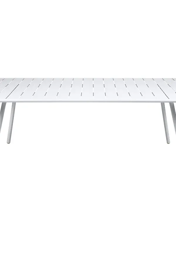 Ikonisk bord i aluminium från Fermob.