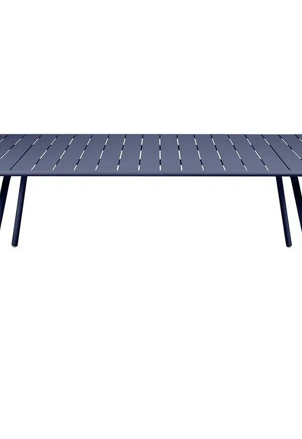 Smickrande aluminiumbord 2026 från Fermob.