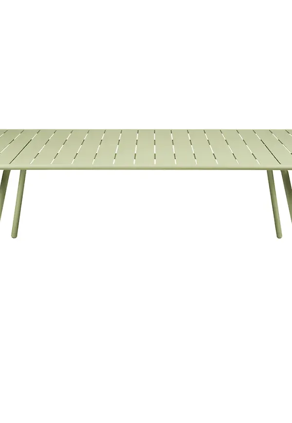 Fantastiskt fin bord som passar bra vid många olika tillfällen.