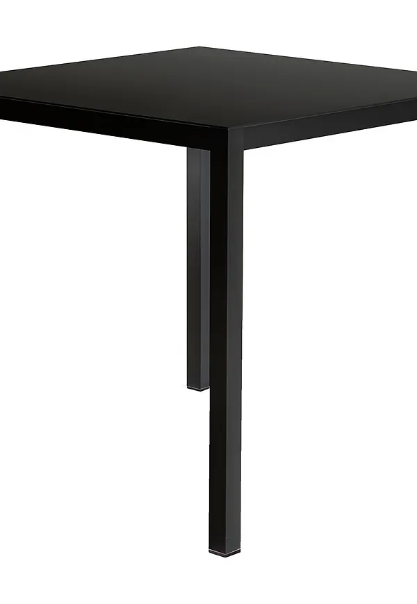 Jättefin lunchbord i aluminium från Fiam.