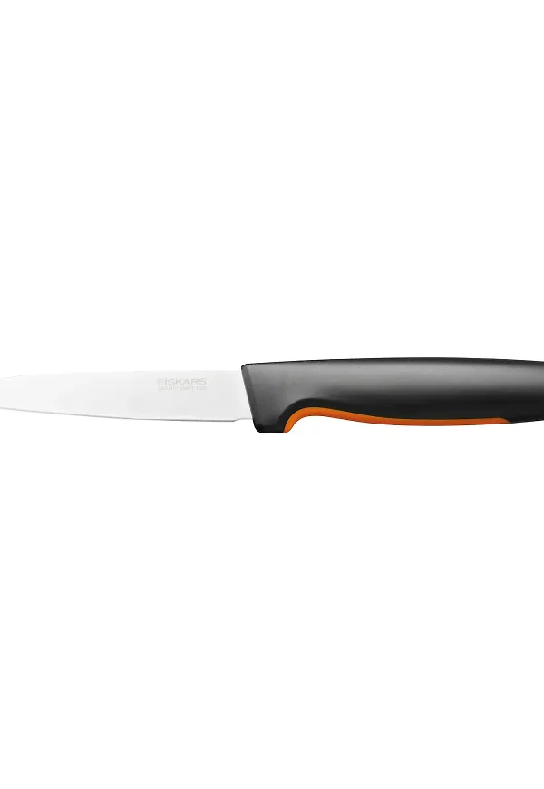 Svart Fiskars-grönsakskniv i riktigt fin modell.
