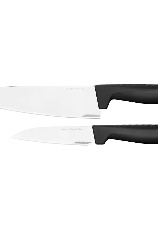 Svart Fiskars-knivset i trendig modell.