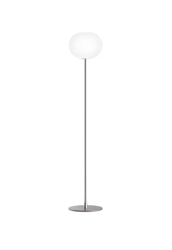 Modern silver lampa 2026 från Flos.