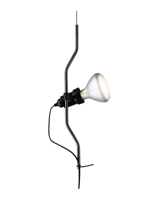 Klassisk svart lampa 2026 från Flos.