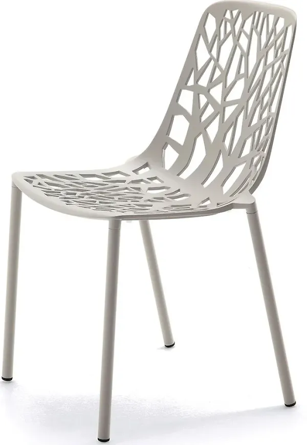 Fin Stol som passar bra vid många olika tillfällen.