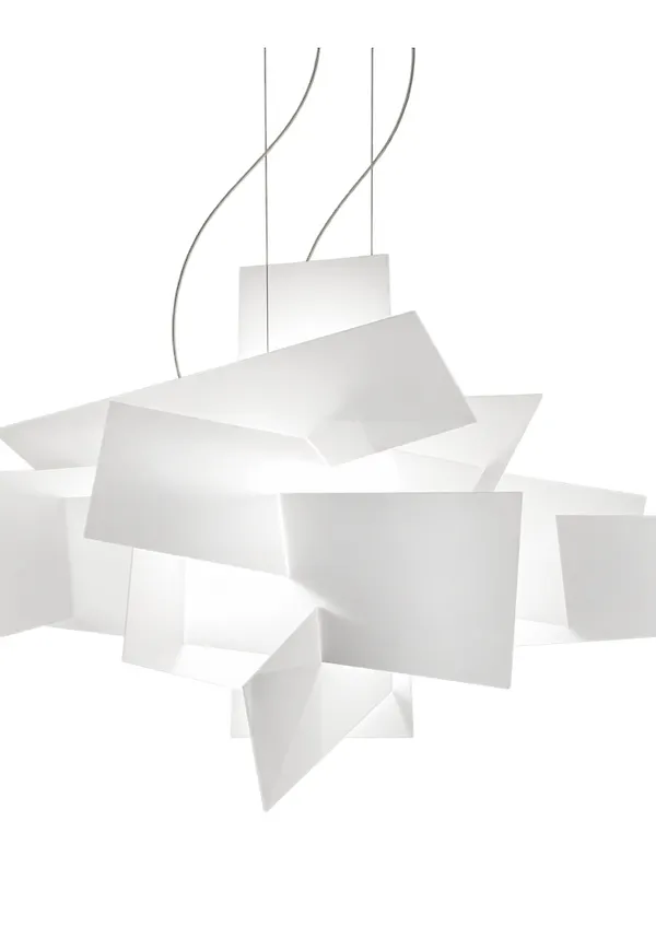 Fin pendellampa 2026 från Foscarini.