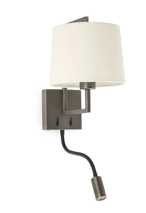 Komfortabel Lampa som passar bra vid många olika tillfällen.