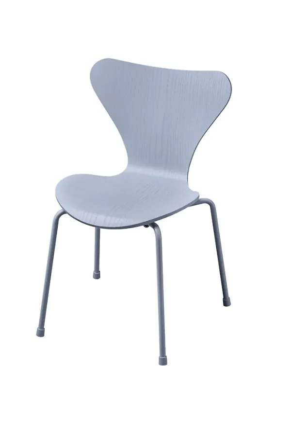 Elegant stol 2025 från Fritz Hansen.