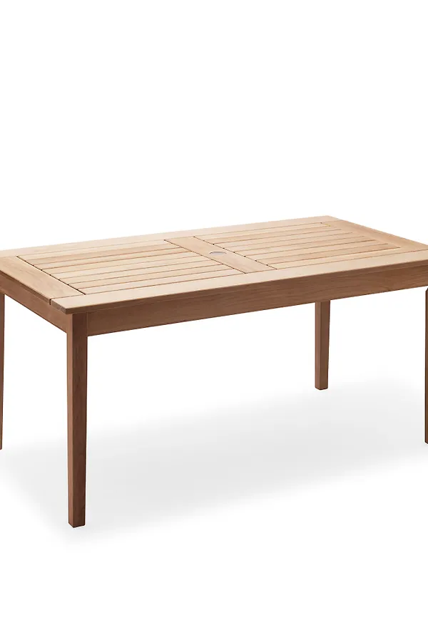 Smickrande utomhusbord 2026 från Fritz Hansen.