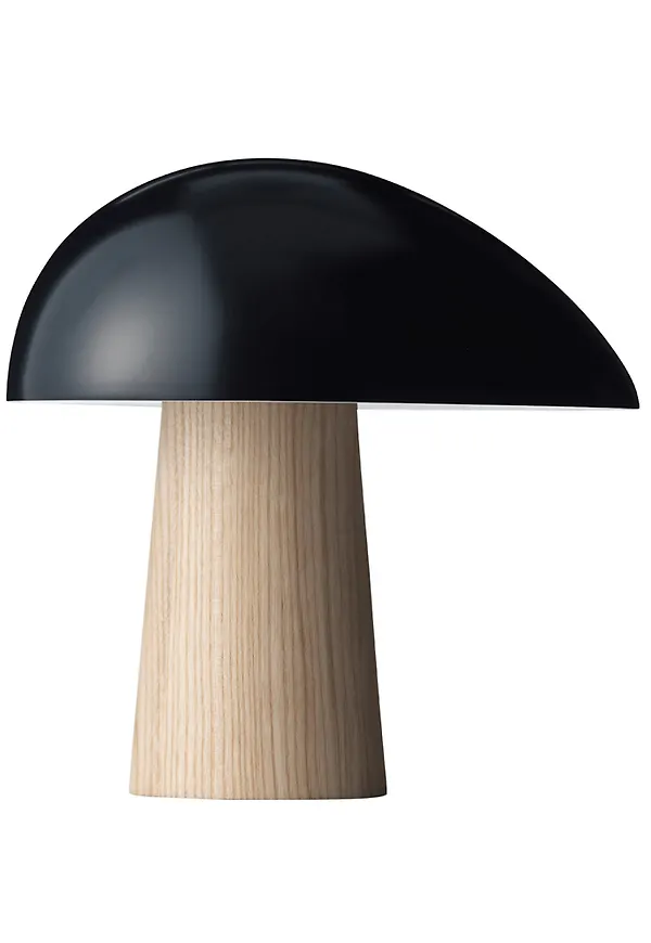 Svart Fritz Hansen-bordslampa i söt modell.