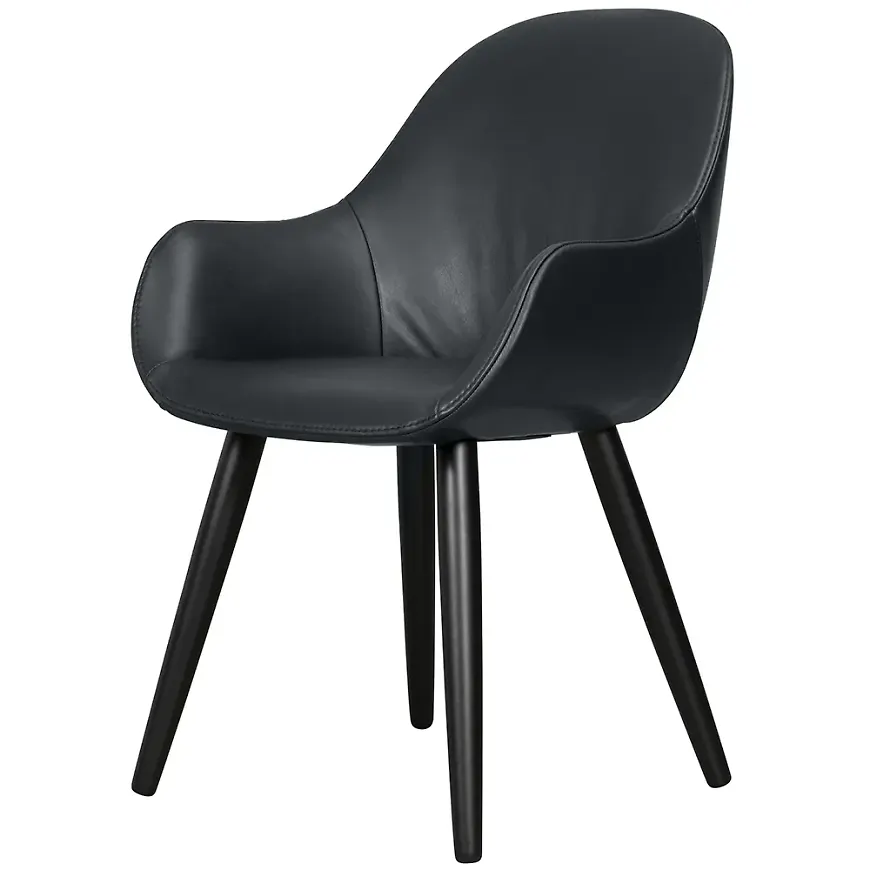 Jättefin stol 2025 från Furninova.