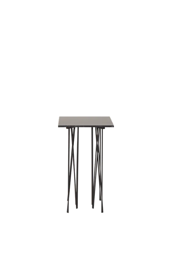 Klassisk småbord i grått från Furniture Fashion.