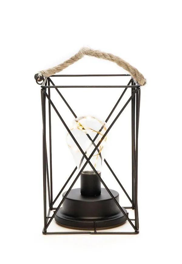 Konstsmide lampa som passar perfekt till sommaren 2025!