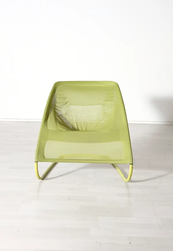 Skön Fåtölj som passar bra vid många olika tillfällen.