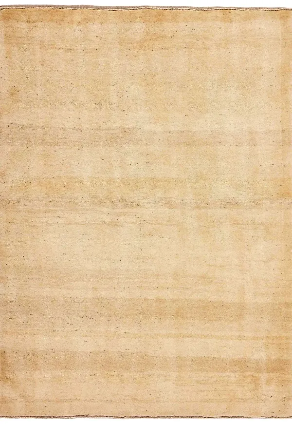 Beige ullmatta som passar perfekt till sommaren 2025!