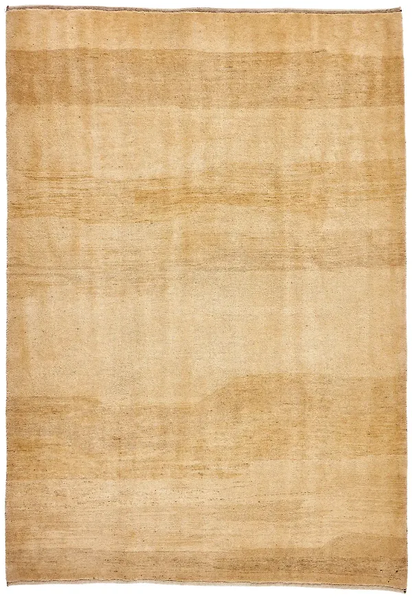 Beige ullmatta som passar perfekt till sommaren 2025!