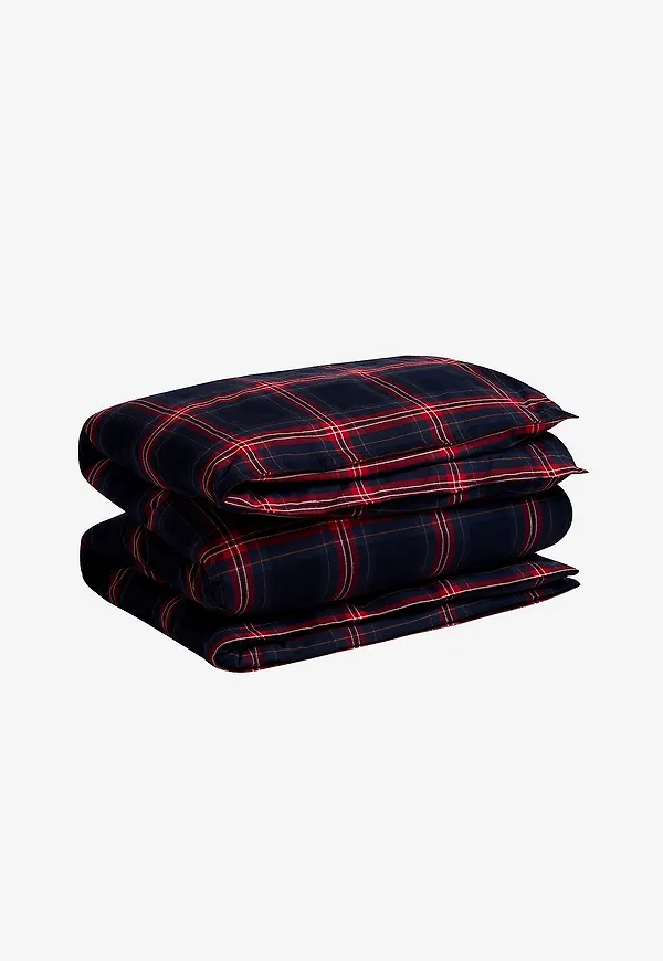 Blå Gant Home-sängkläder i stilriktig modell.