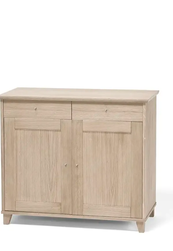 Torkelson förvaringsmöbel i ek som passar perfekt till sommaren 2025!