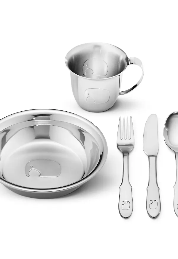 Silverfärgad Georg Jensen-tallrik i klassisk modell.