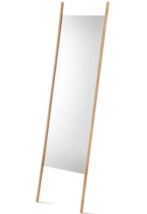 Jättesnygg ekbord 2025 från Skagerak.