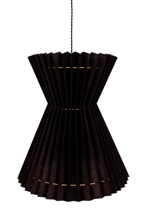 Fantastiskt fin Lampa som passar bra vid många olika tillfällen.