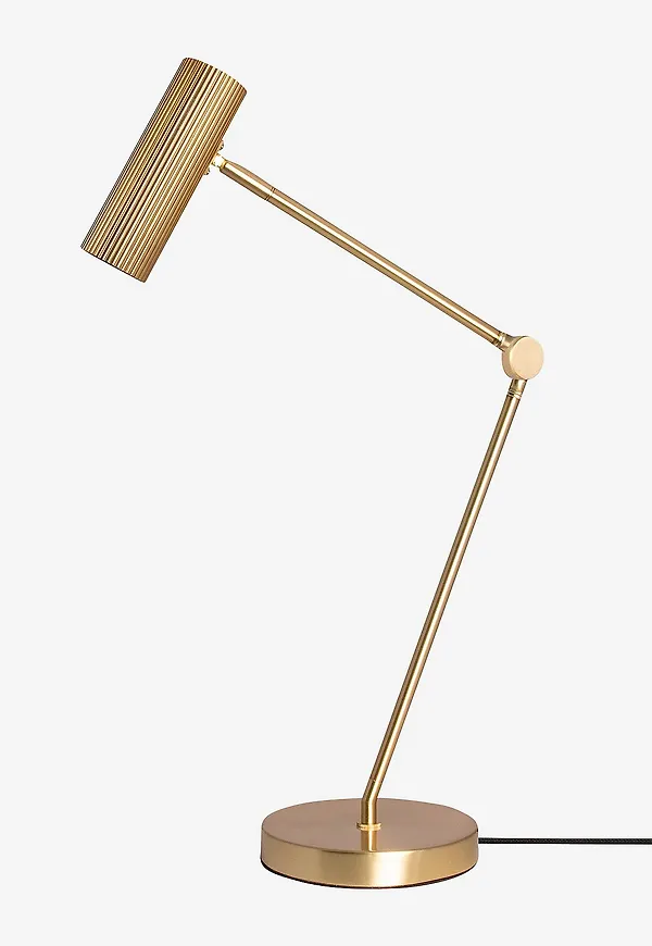 Fantastiskt fin bordslampa 2025 från Globen Lighting.