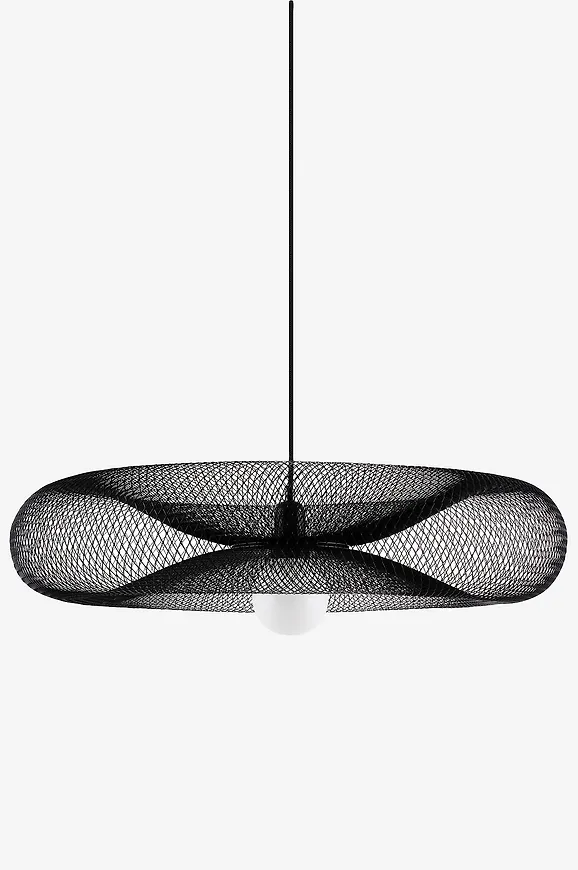 Svart Globen Lighting lampa som passar perfekt till sommaren 2025!