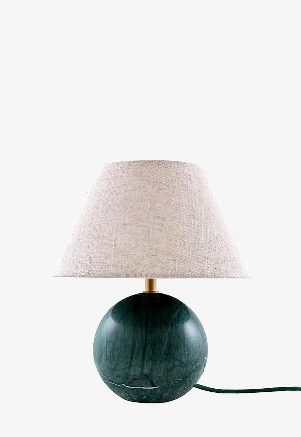 Globen Lighting lampa som passar perfekt till vintern 2026!