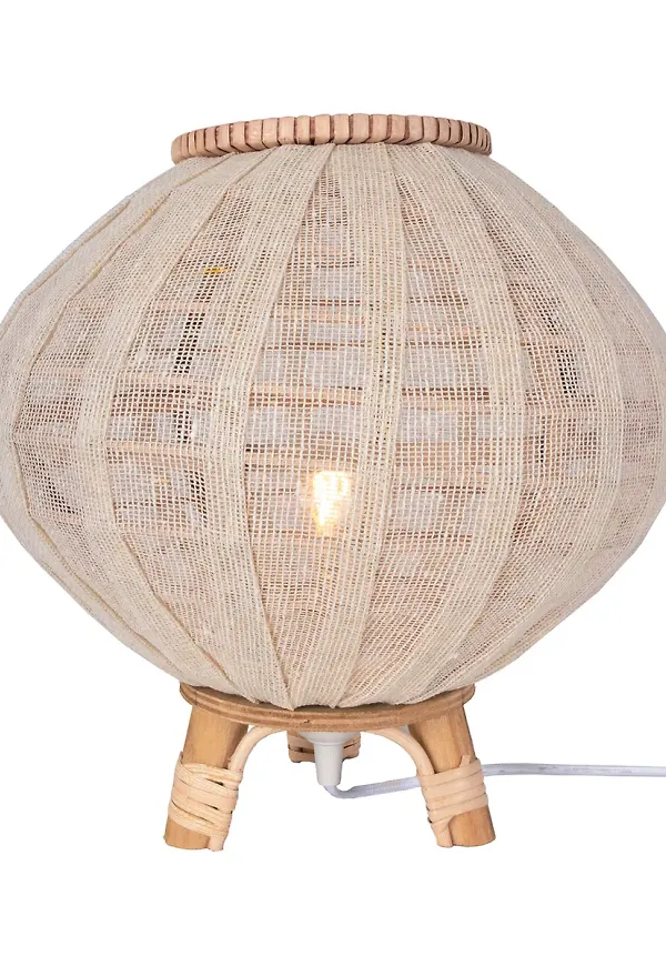 Riktigt fin Lampa som passar bra vid många olika tillfällen.