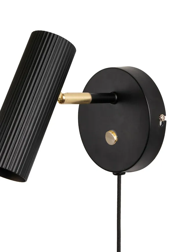 Fantastiskt fin Lampa som passar bra vid många olika tillfällen.