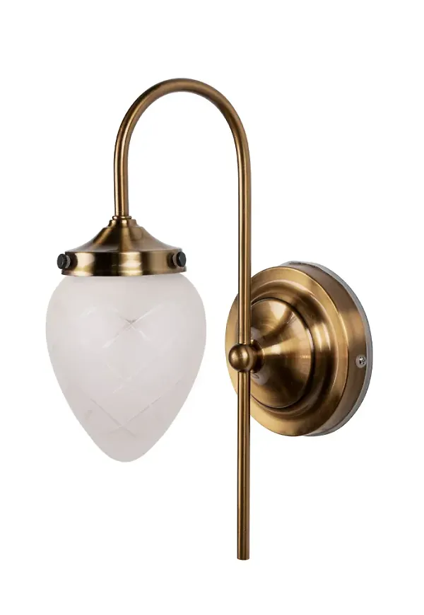 Superfin Lampa som passar bra vid många olika tillfällen.