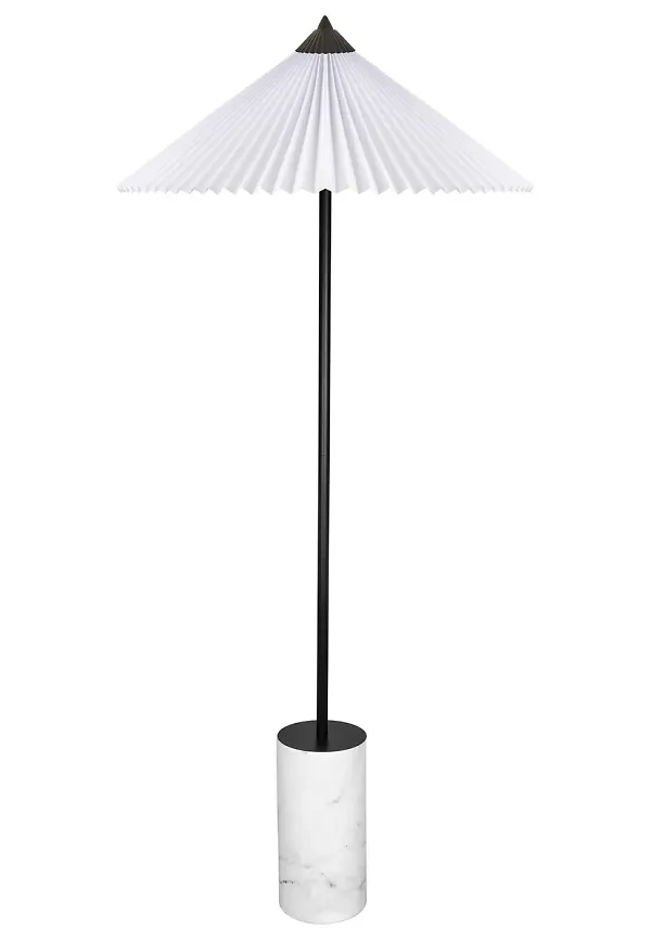 Jättesnygg Lampa som passar bra vid många olika tillfällen.