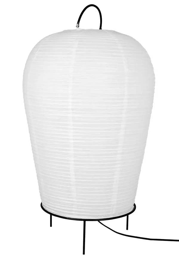 Exklusiv golvlampa i vitt från Globen Lighting.