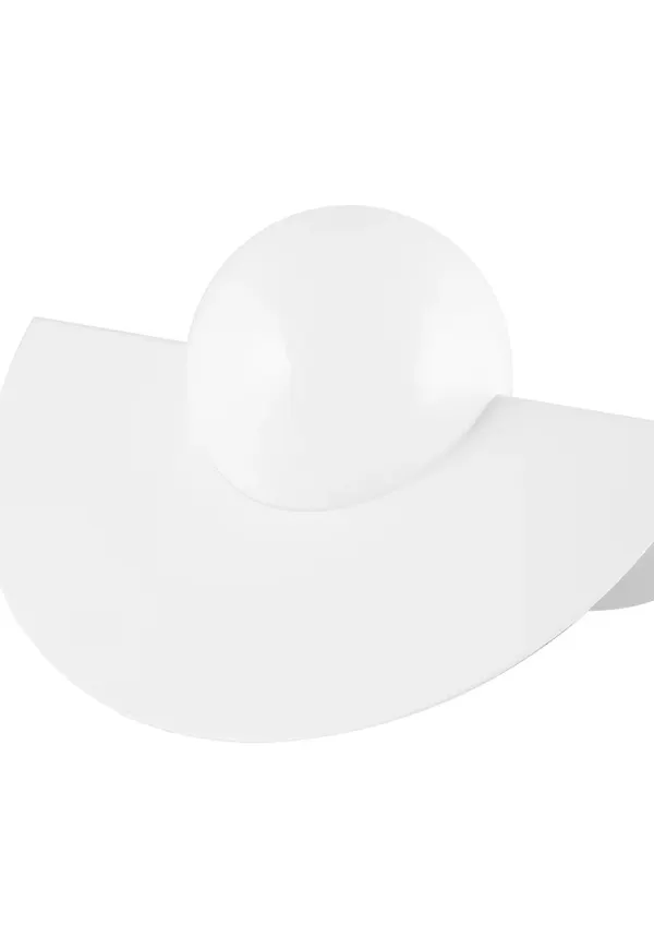 Komfortabel bordslampa 2025 från Globen Lighting.