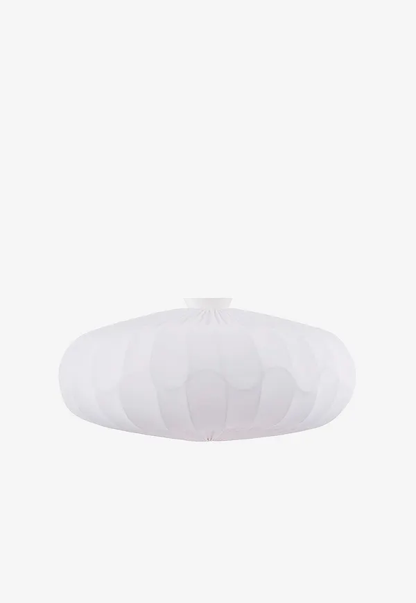 Otroligt fin vit lampa 2026 från Globen Lighting.