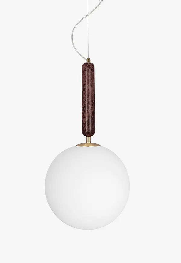 Riktigt trendig Lampa som passar bra vid många olika tillfällen.