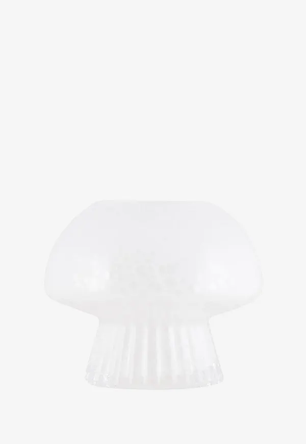 Mysig värmeljushållare i vitt från Globen Lighting.